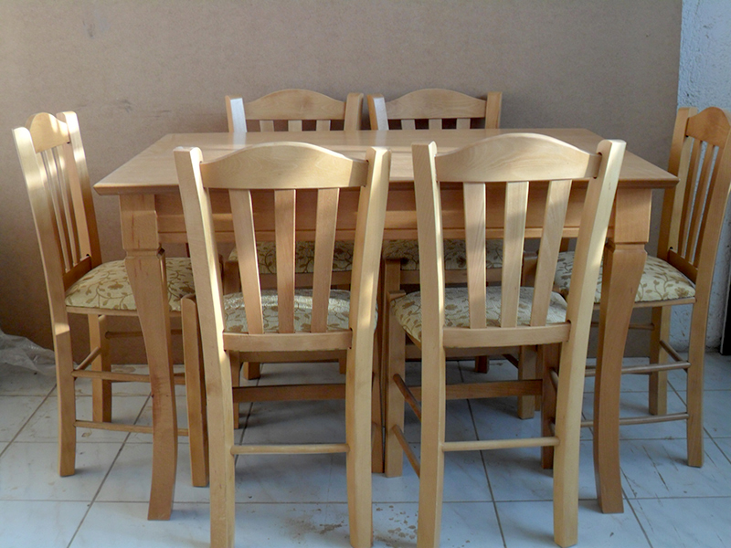Τραπέζια & Καρέκλες