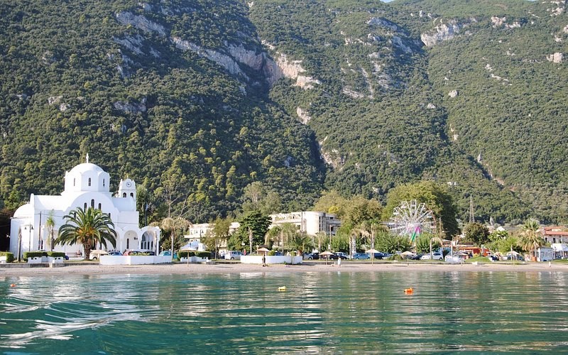 Μονοήμερη Εκδρομή Καμένα Βούρλα