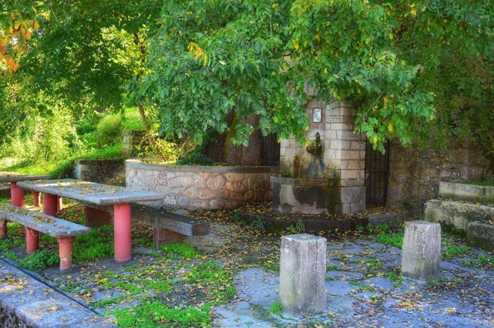 Ιερά Μονή Δαδιάς Αμφίκλειας