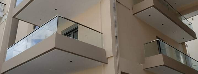 Γυάλινα Κάγκελα {noPicture}