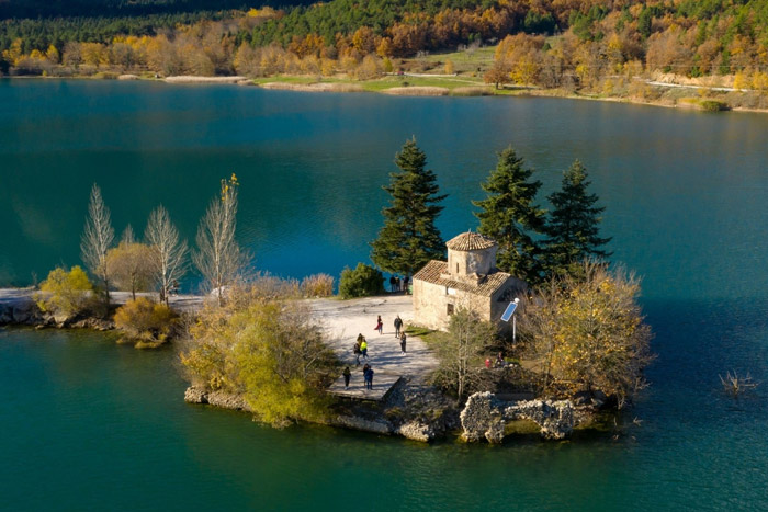 26/04/26 Λίμνη Δόξα Μονοήμερη Εκδρομή
