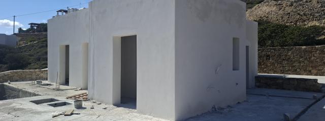 ΜΟΝΟΚΑΤΟΙΚΙΑ ΜΕ ΞΕΝΩΝΑ {noPicture}