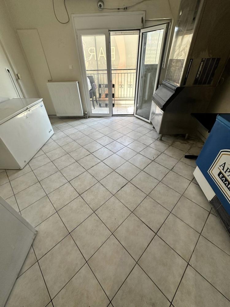 Πριν και μετά διαμέρισμα-αποθήκη. {noPicture}