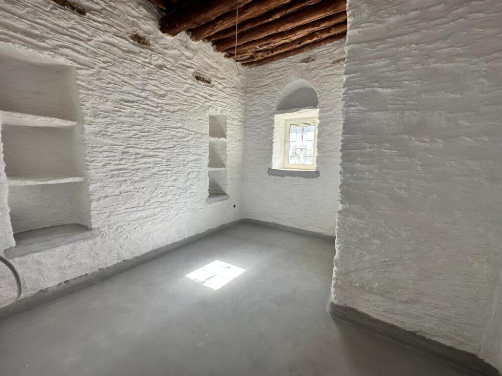 ΠΕΤΡΙΝΟΙ ΤΟΙΧΟΙ {noPicture}