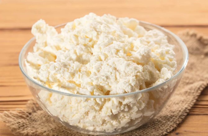 Cottage cheese και γιαούρτι