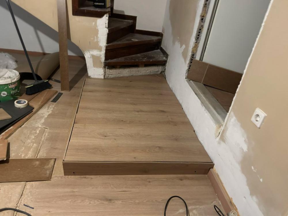 Ξύλινη Επένδυση Εξόπορτας {noPicture}