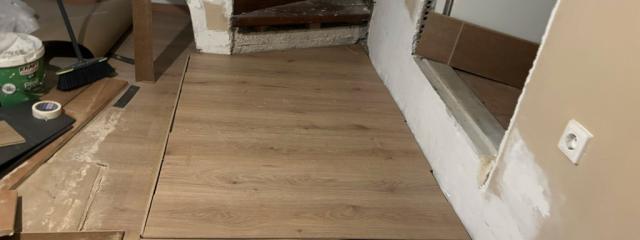 Ξύλινη Επένδυση Εξόπορτας {noPicture}