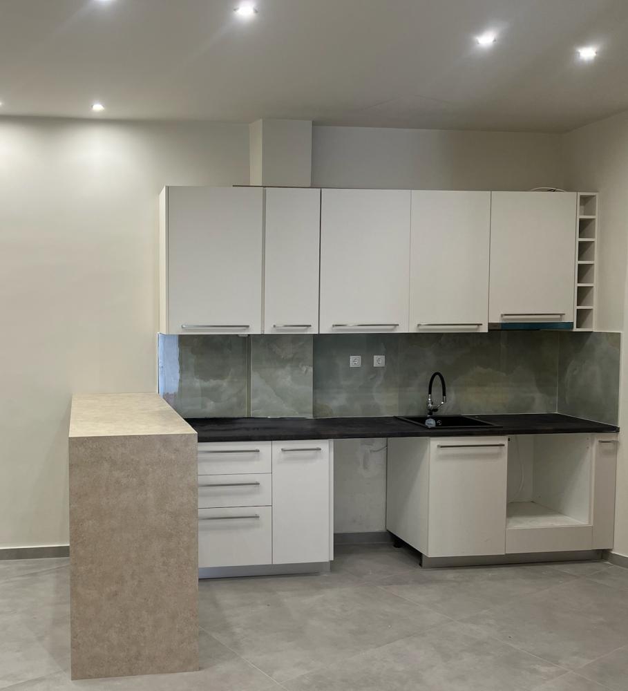 ΚΟΥΖΙΝΕΣ {noPicture}