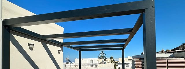 ΠΕΡΓΚΟΛΕΣ - ΣΤΕΓΑΣΤΡΑ {noPicture}