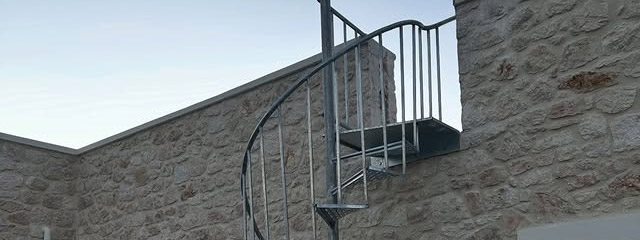 ΜΕΤΑΛΛΙΚΕΣ ΣΚΑΛΕΣ {noPicture}