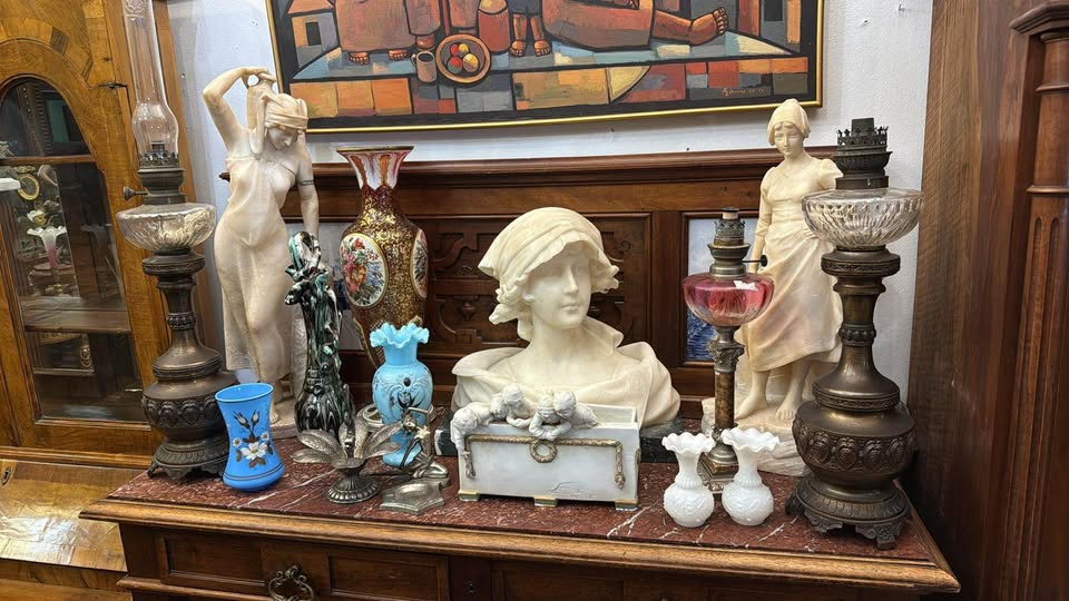 Αντίκες & Παλαιά Αντικείμενα 