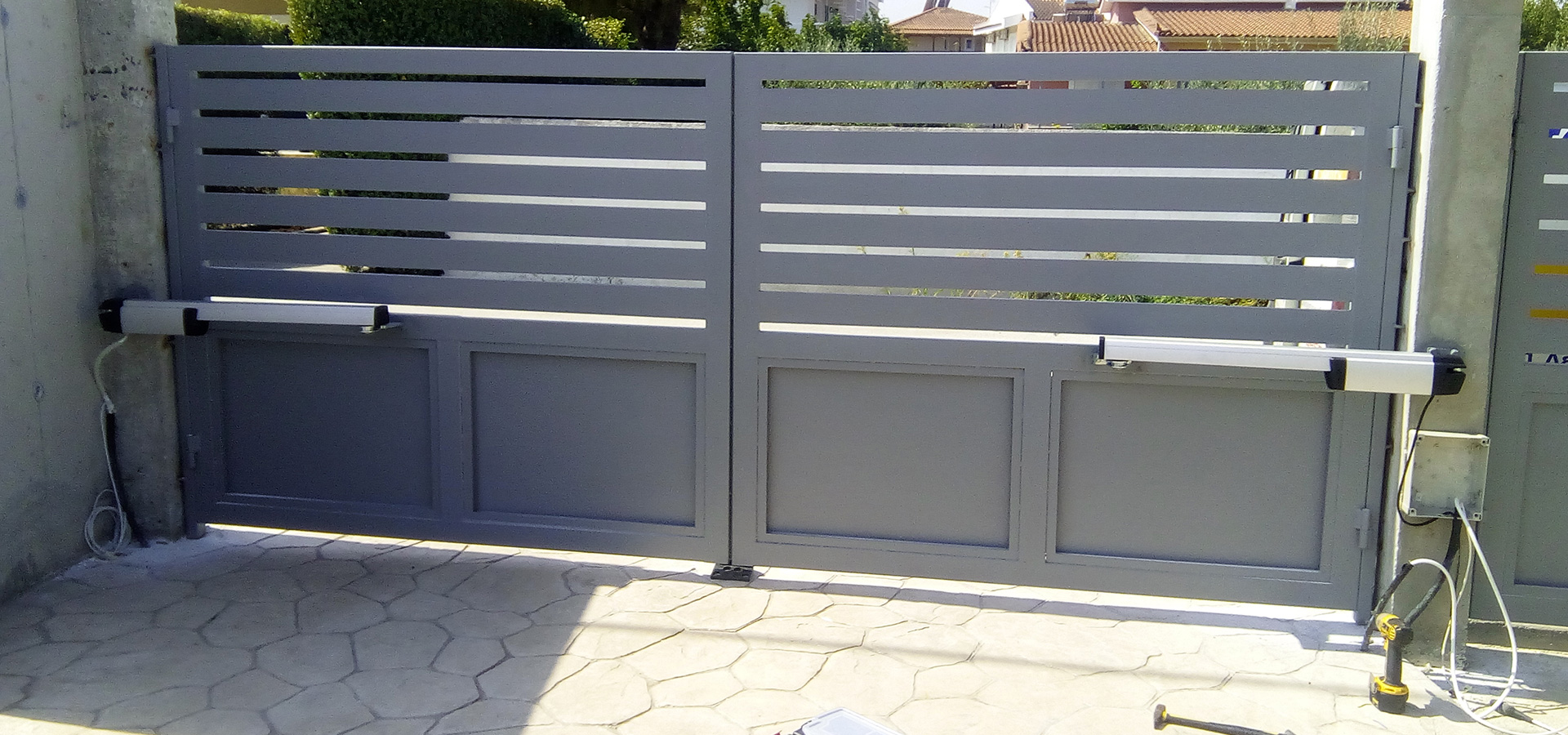 ΕΠΙΚΟΙΝΩΝΗΣΤΕ ΜΑΖΙ ΜΑΣ 