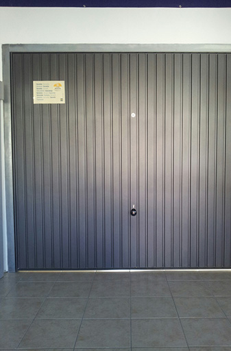 ΛΙΓΑ ΛΟΓΙΑ ΓΙΑ ΕΜΑΣ 