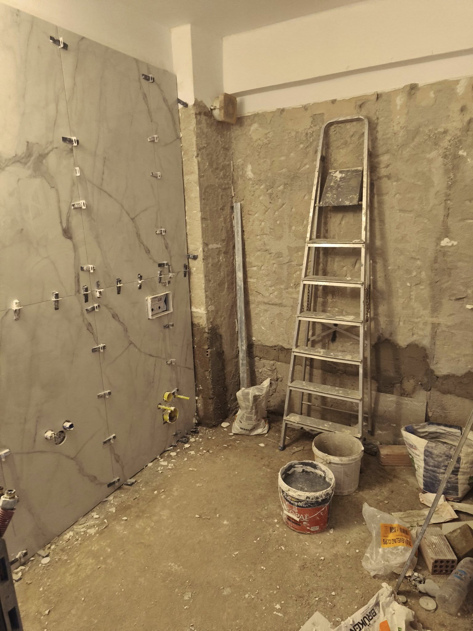 Πολυετής εμπειρία στις ανακαινίσεις 