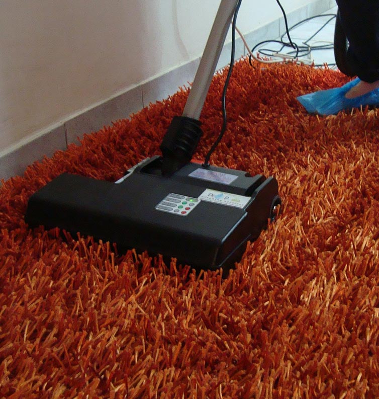 ΠΟΙΟΙ ΕΙΜΑΣΤΕ 