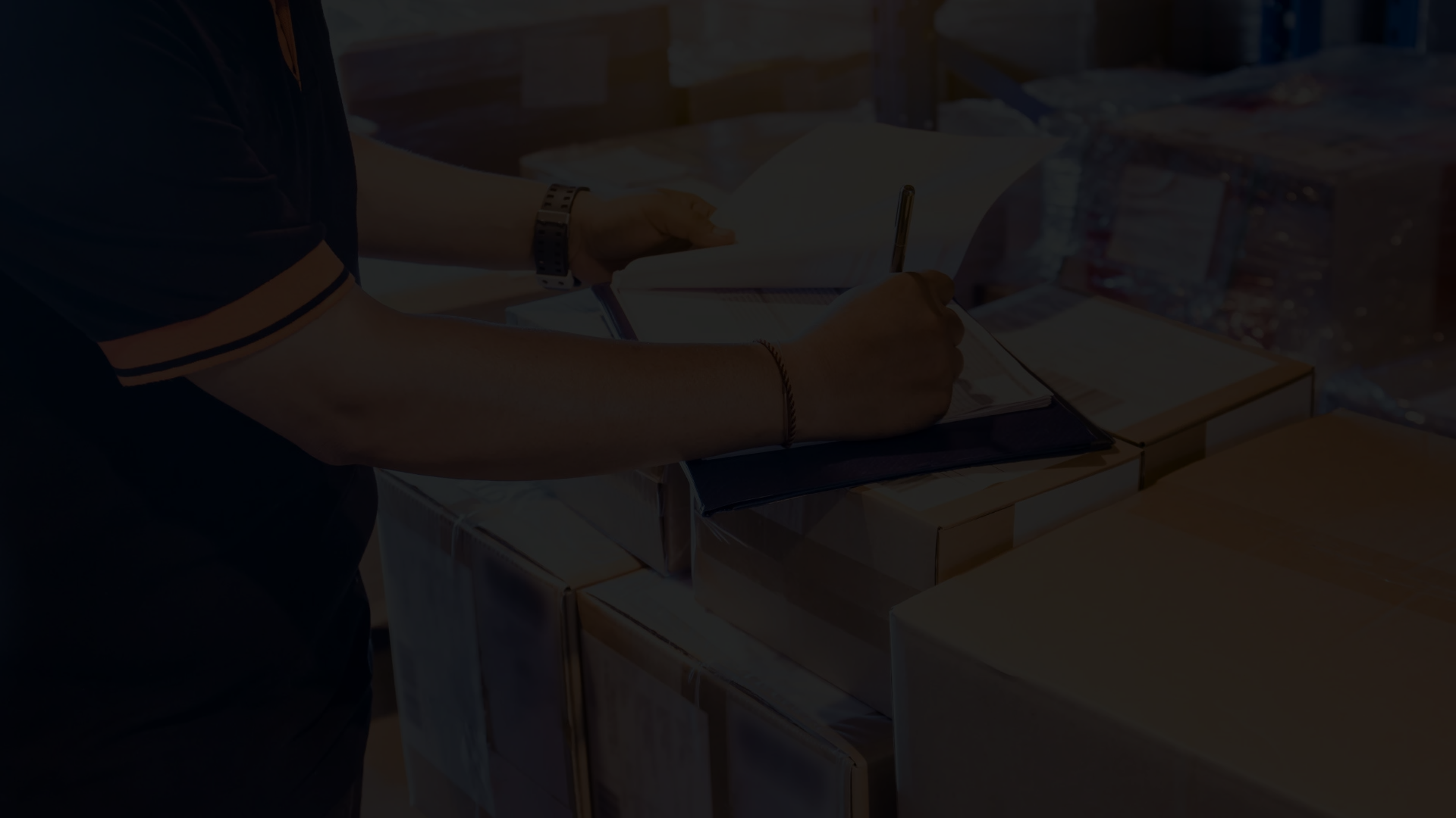 ΕΠΙΚΟΙΝΩΝΗΣΤΕ ΜΑΖΙ ΜΑΣ 