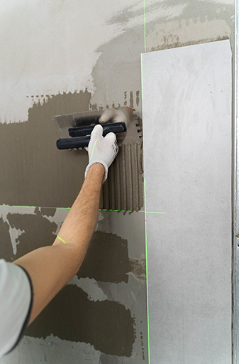 ΛΙΓΑ ΛΟΓΙΑ ΓΙΑ ΕΜΑΣ 