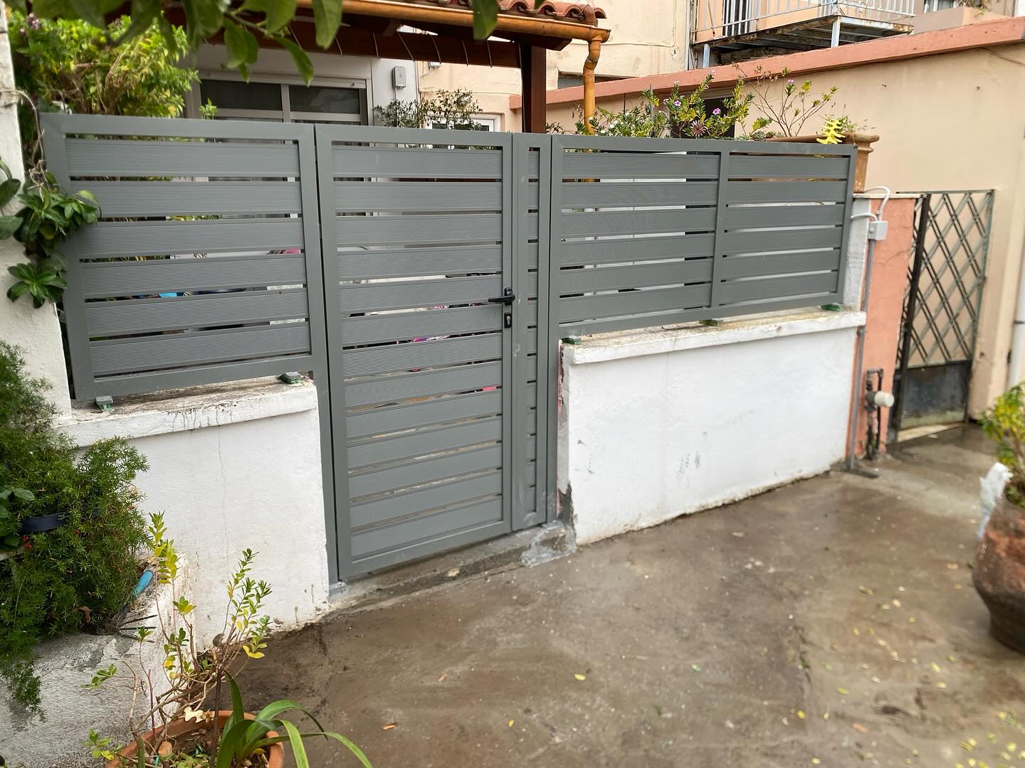 Αυλόπορτες & περιφράξεις 