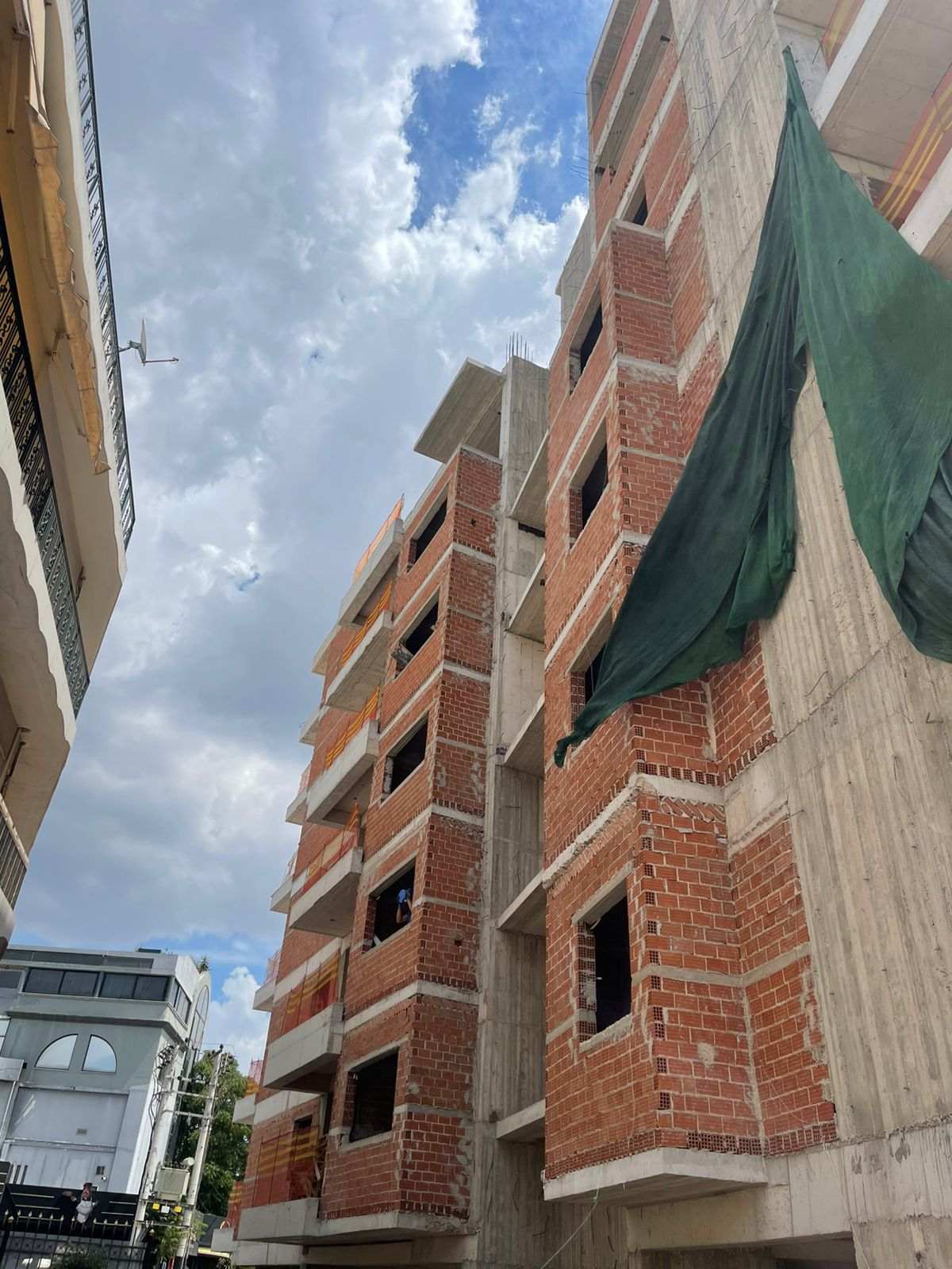 ΚΑΤΑΣΚΕΥΕΣ 