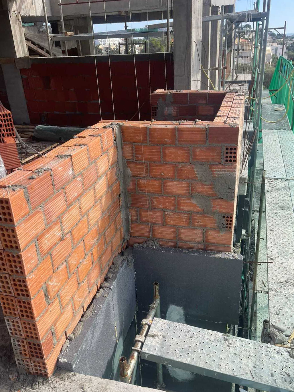 ΚΑΤΑΣΚΕΥΕΣ 