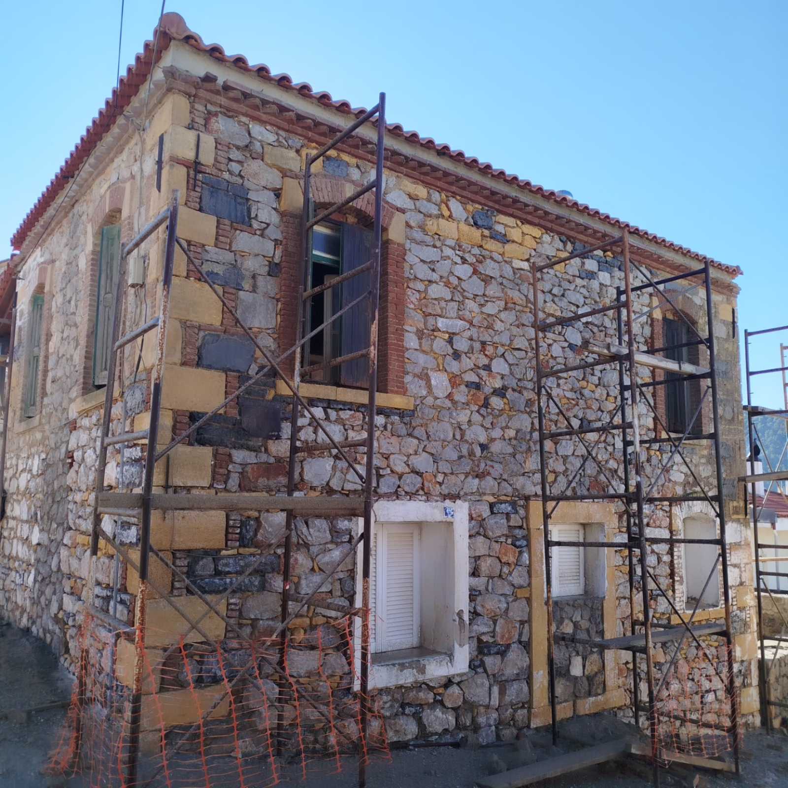 Υδροβολές