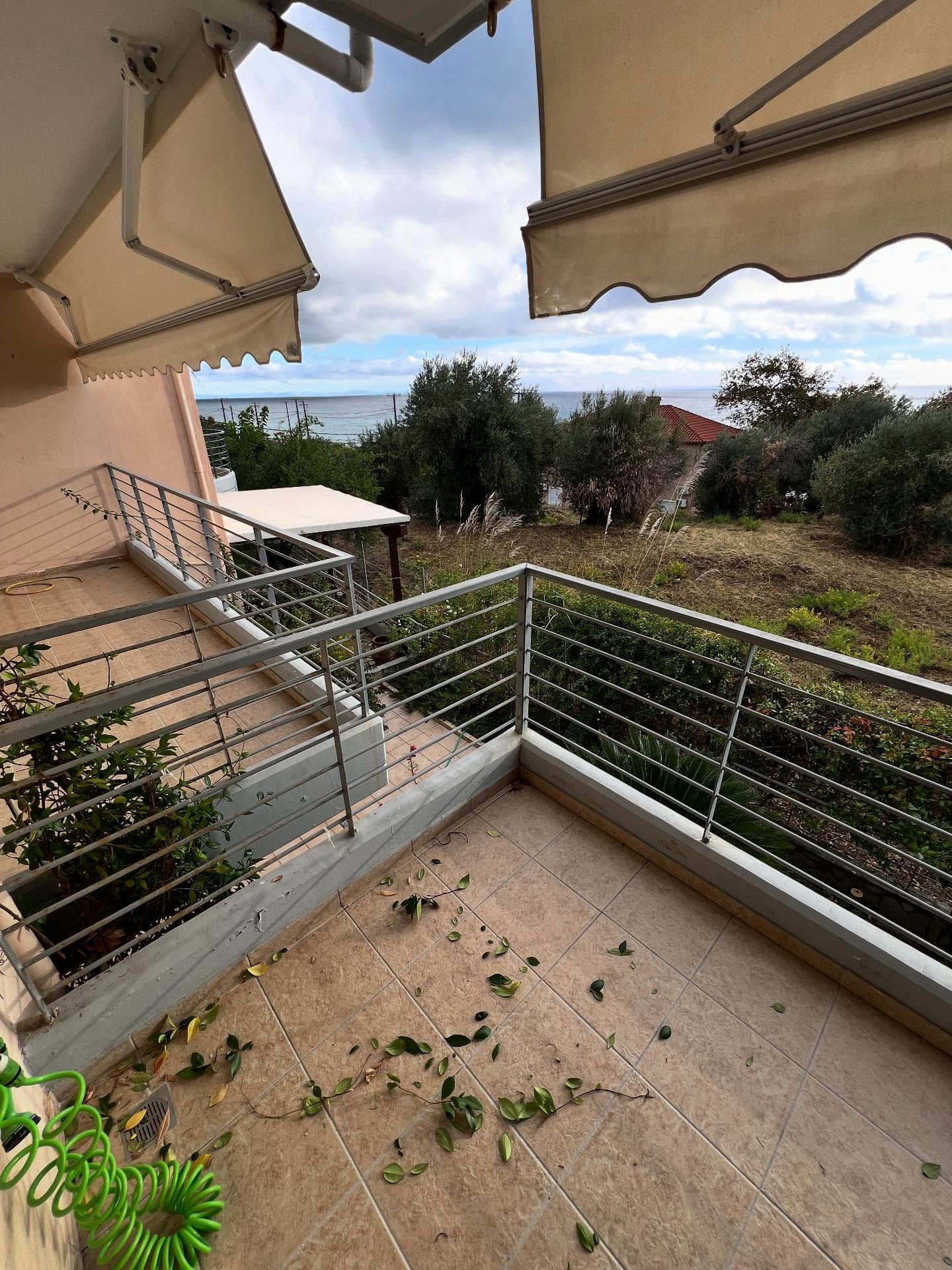 Κάγκελα αλουμινίου  Κάγκελα αλουμινίου