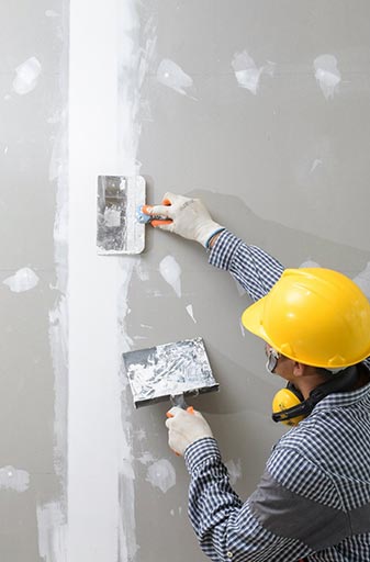 ΛΙΓΑ ΛΟΓΙΑ ΓΙΑ ΕΜΑΣ  ΛΙΓΑ ΛΟΓΙΑ ΓΙΑ ΕΜΑΣ