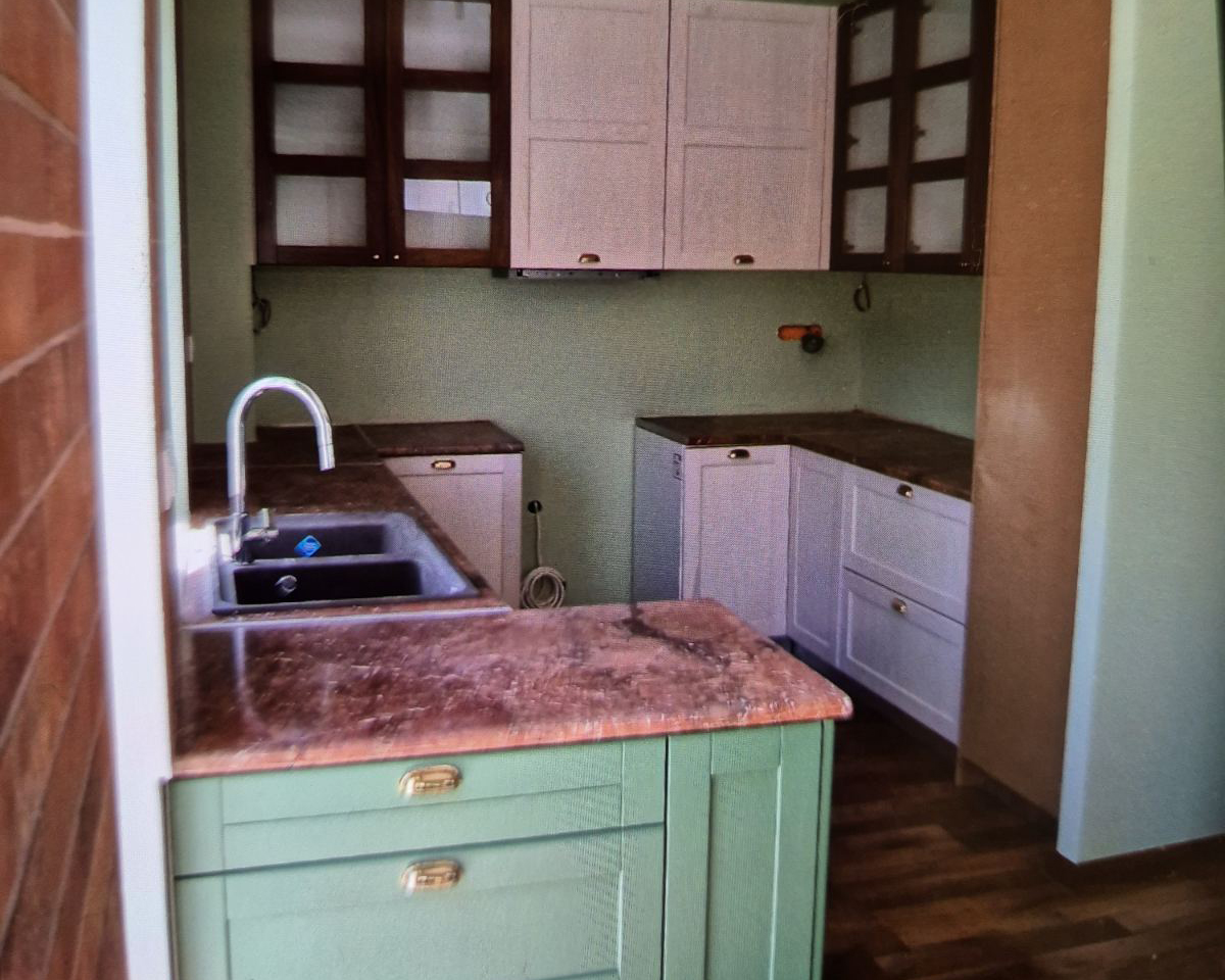 ΚΟΥΖΙΝΕΣ  ΚΟΥΖΙΝΕΣ