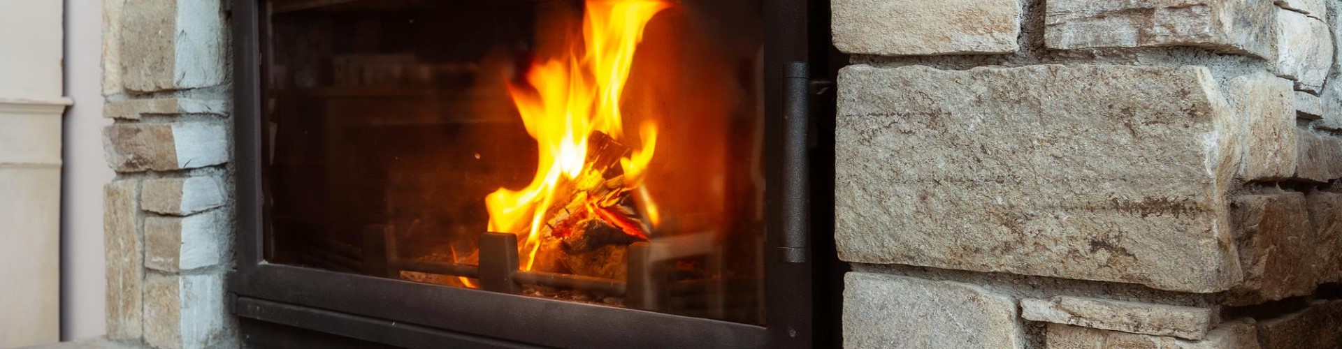 ΕΙΔΙΚΕΣ ΠΕΤΡΙΝΕΣ ΚΑΤΑΣΚΕΥΕΣ 