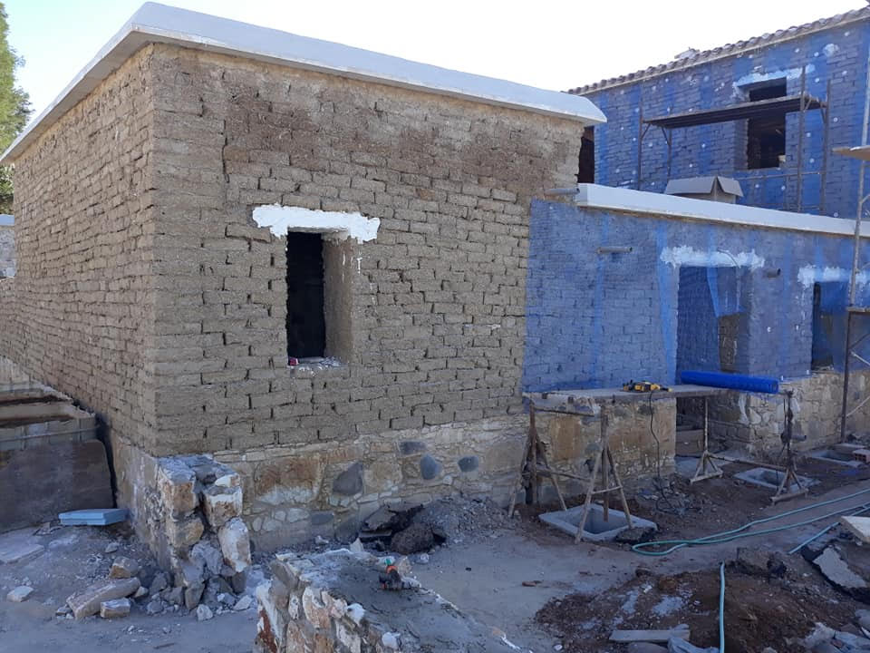  Αναπαλαιώσεις & αποκαταστάσεις 