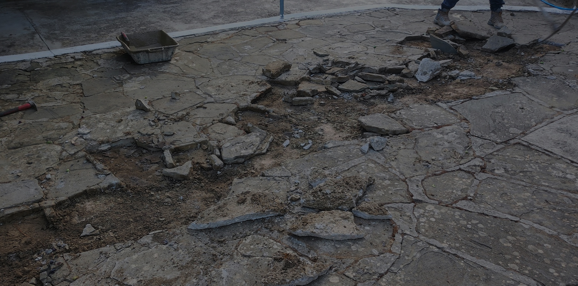 ΠΕΤΡΕΣ ΚΑΡΥΣΤΟΥ 