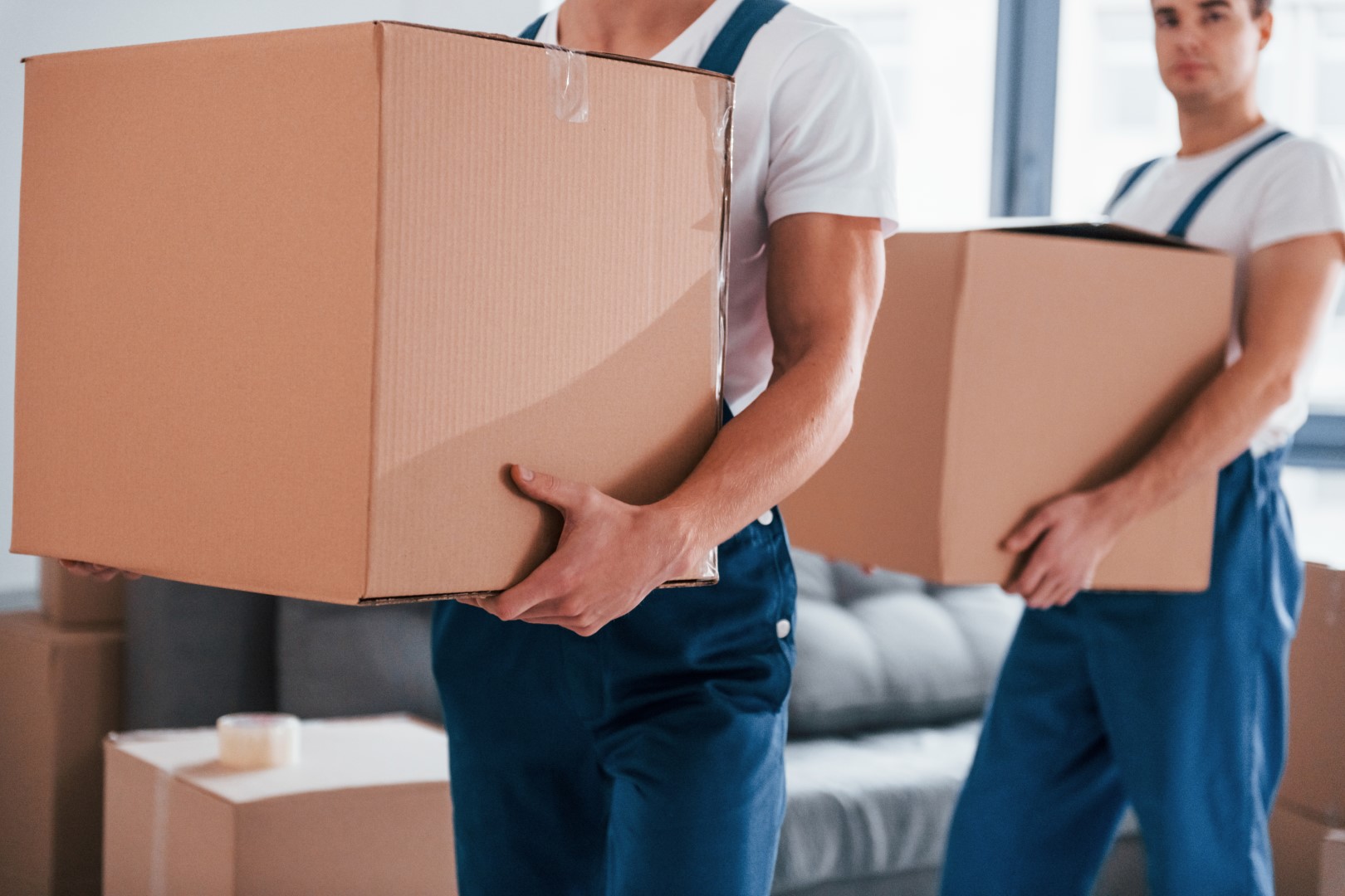 ΜΕΤΑΚΟΜΙΣΕΙΣ 