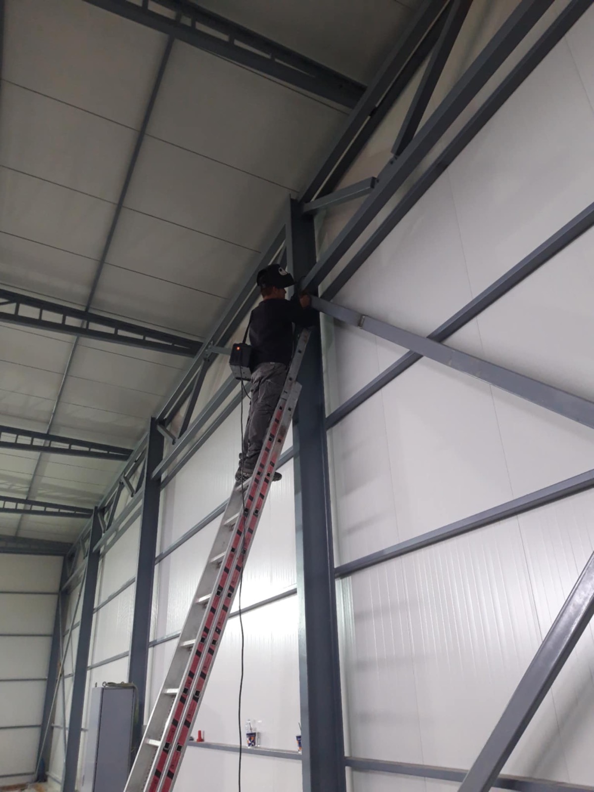 Κατασκευές με πάνελ 