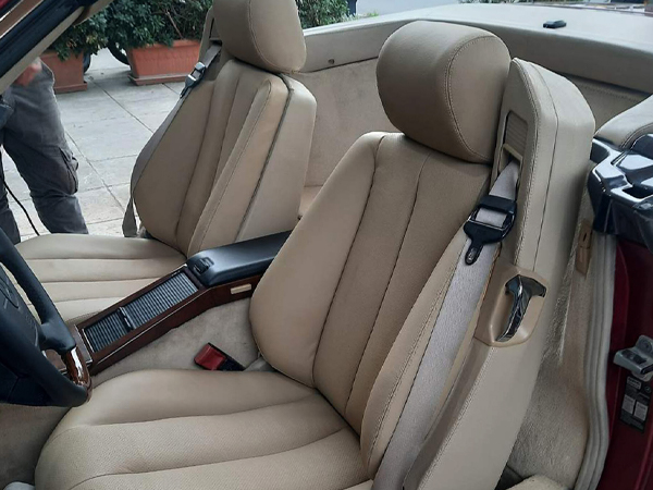 Ιστορικά αυτοκίνητα 