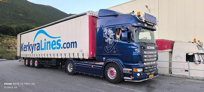 ΦΩΤΟΓΡΑΦΙΕΣ 