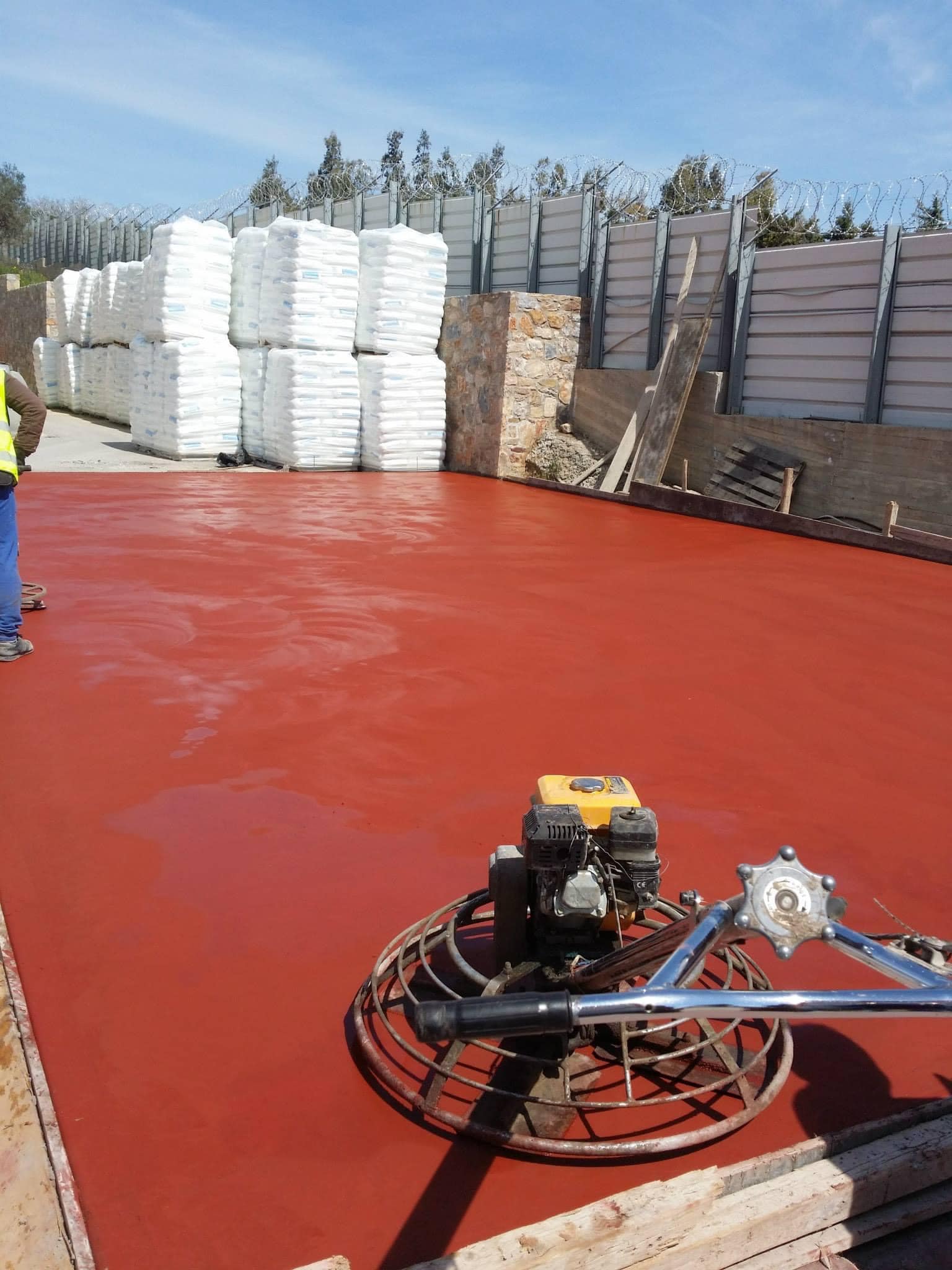 ΟΙ ΔΟΥΛΕΙΕΣ ΜΑΣ 