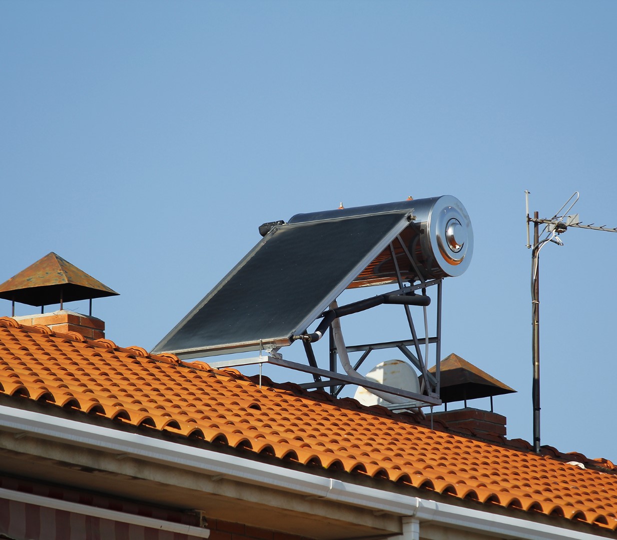 ΗΛΙΑΚΑ ΣΥΣΤΗΜΑΤΑ 