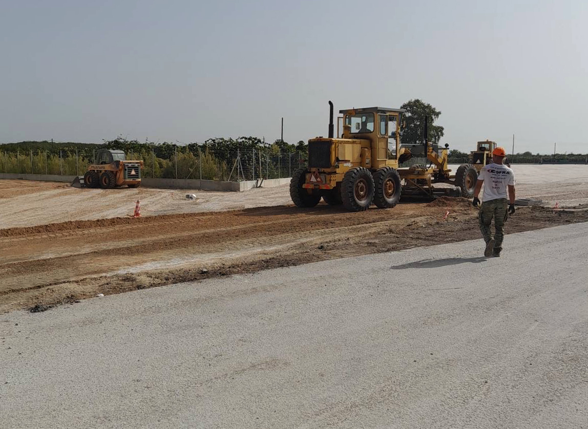 Με έδρα τη Βεργίνα και περισσότερα από 25 χρόνια εμπειρίας στον χώρο των χωματουργικών εργασιών 