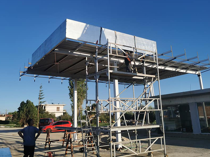 Μεταλλικά στέγαστρα για πρατήρια καυσίμων 