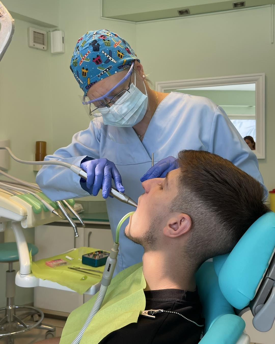 Οδοντικά Εμφυτεύματα 