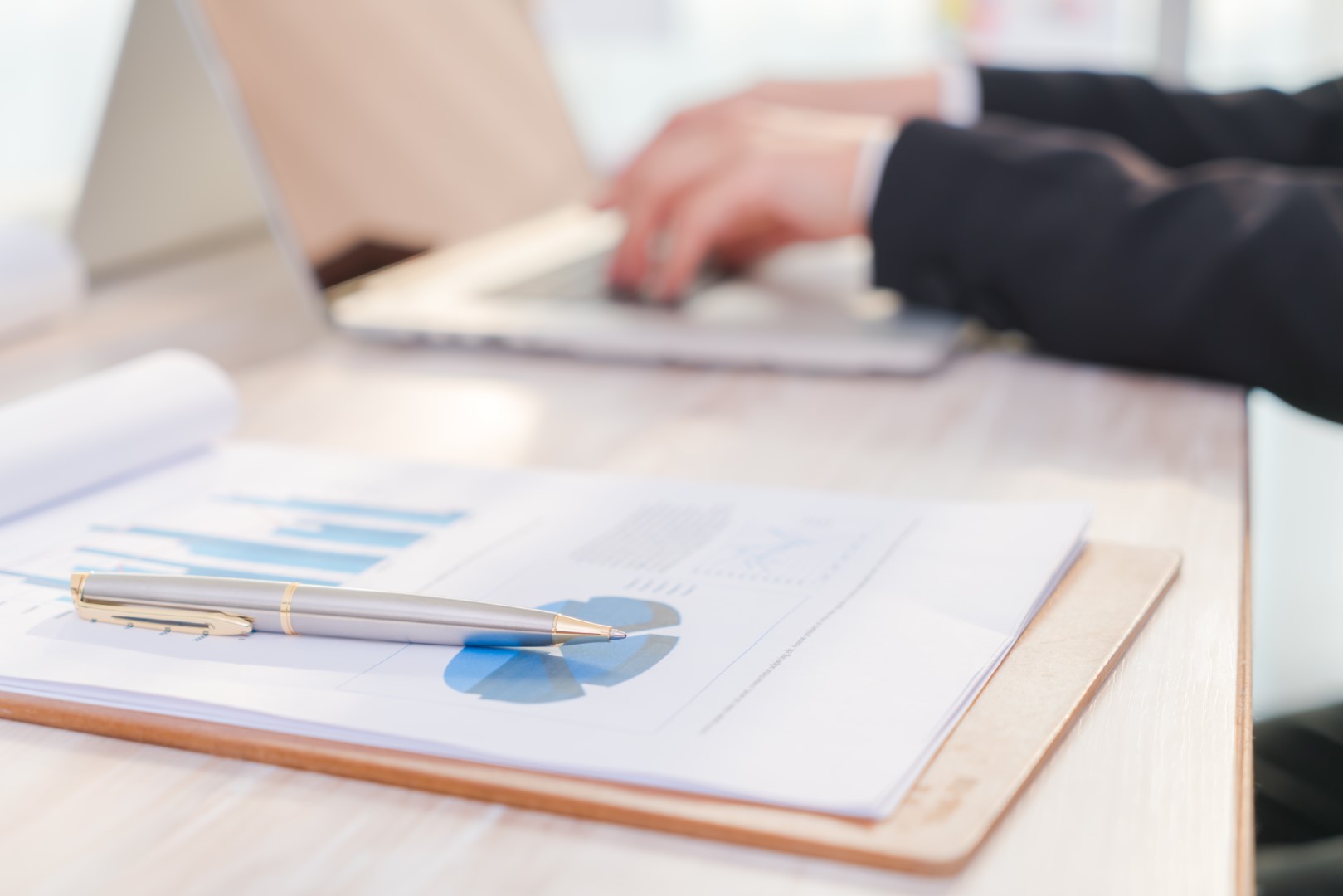 Διοικητικές & Εργατικές Υπηρεσίες 