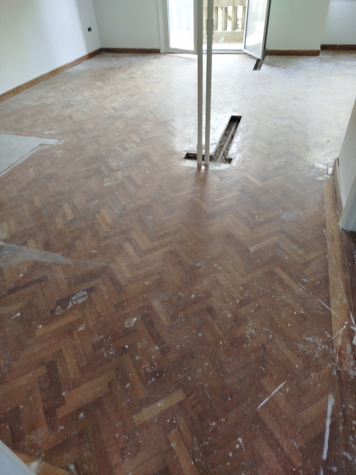 Επισκευές Δαπέδων 