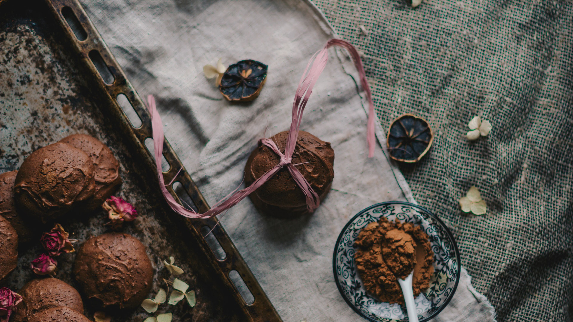 ΕΠΙΚΟΙΝΩΝΗΣΤΕ ΜΑΖΙ ΜΑΣ 