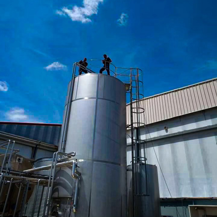 Κατασκευή Ανοξείδωτων Δοχείων 