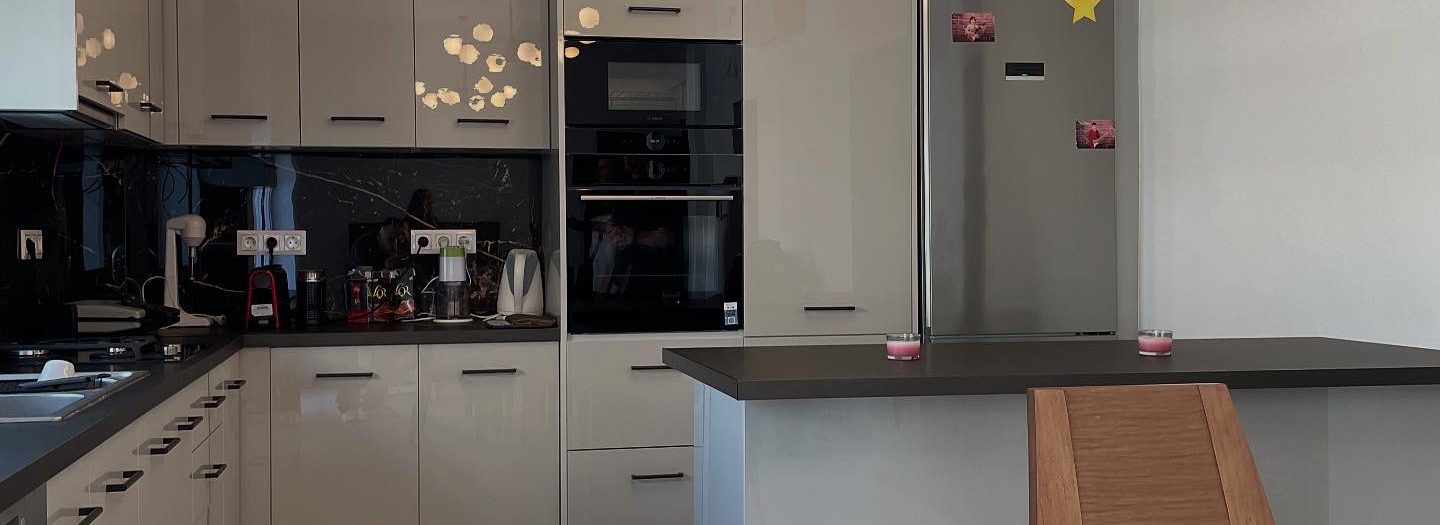 ΣΧΕΤΙΚΑ ΜΕ ΕΜΑΣ 