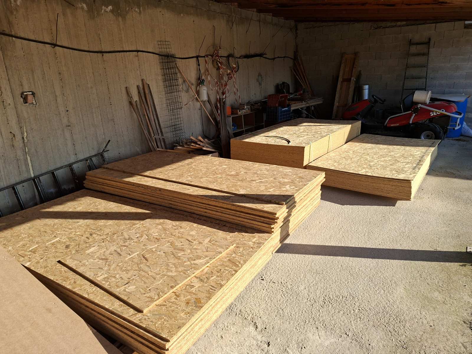 Οικοδομική ξυλεία 