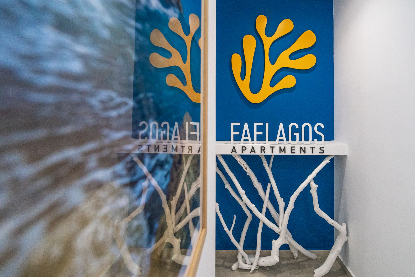 Ζεστή Φιλοξενία 