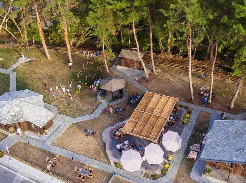 Επικοινωνήστε μαζί μας 