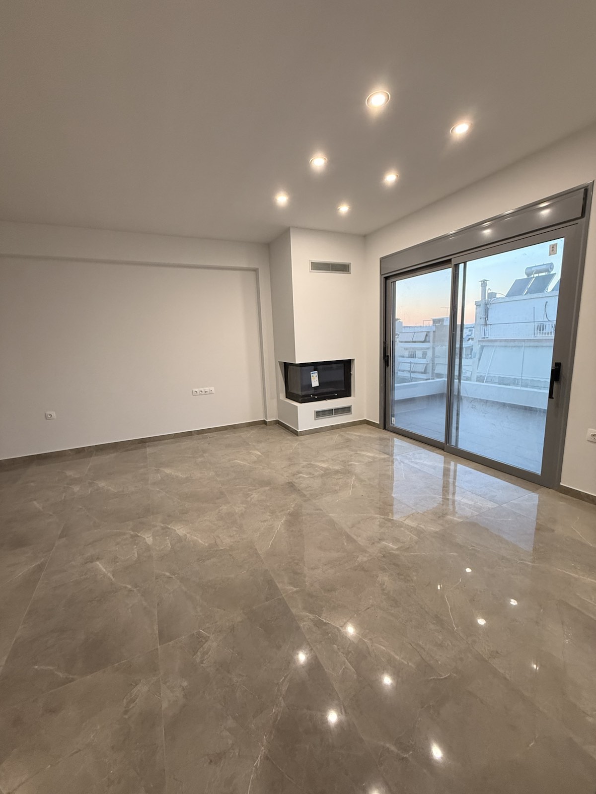 ΟΡΟΦΟΔΙΑΜΕΡΙΣΜΑ ΣΤΗΝ ΑΡΓΥΡΟΥΠΟΛΗ | Domera Construction
