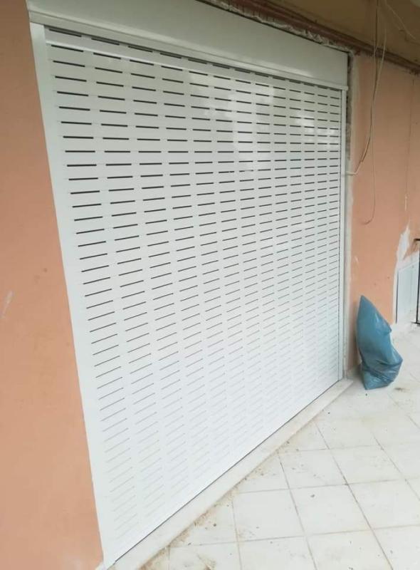 Ρολά αλουμινίου και παντζούρια - αεριζόμενα